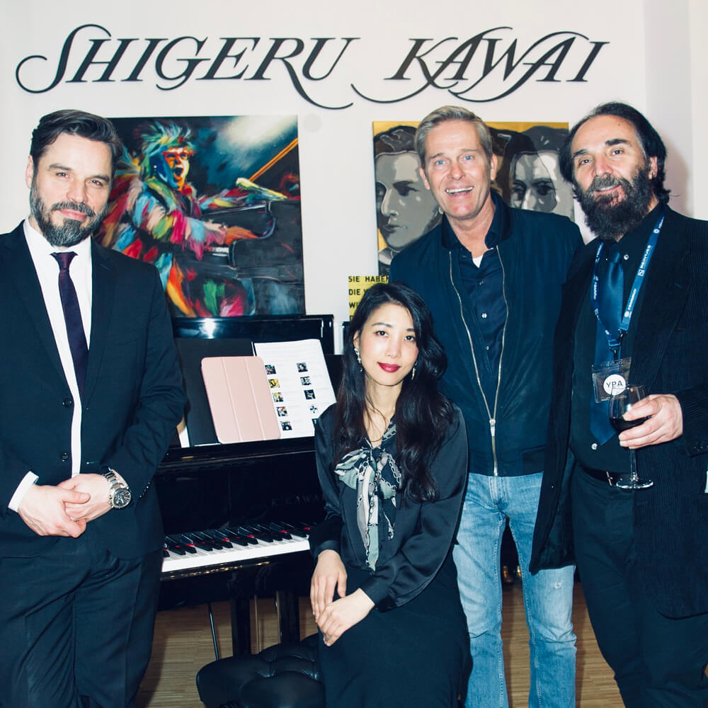 Kunst- und Musikabend mit Kawai Hamburg und dem Künstler Holger